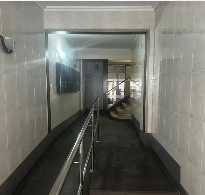 Flat with terrace for sale in Almirante Martin de Vallecilla Kalea 33, imagen 3
