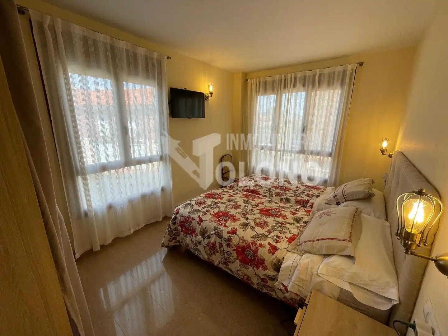 Schlafzimmer von Wohnungen zum Verkauf in Cihuri mit Heizung, Abstellraum und Möbliert