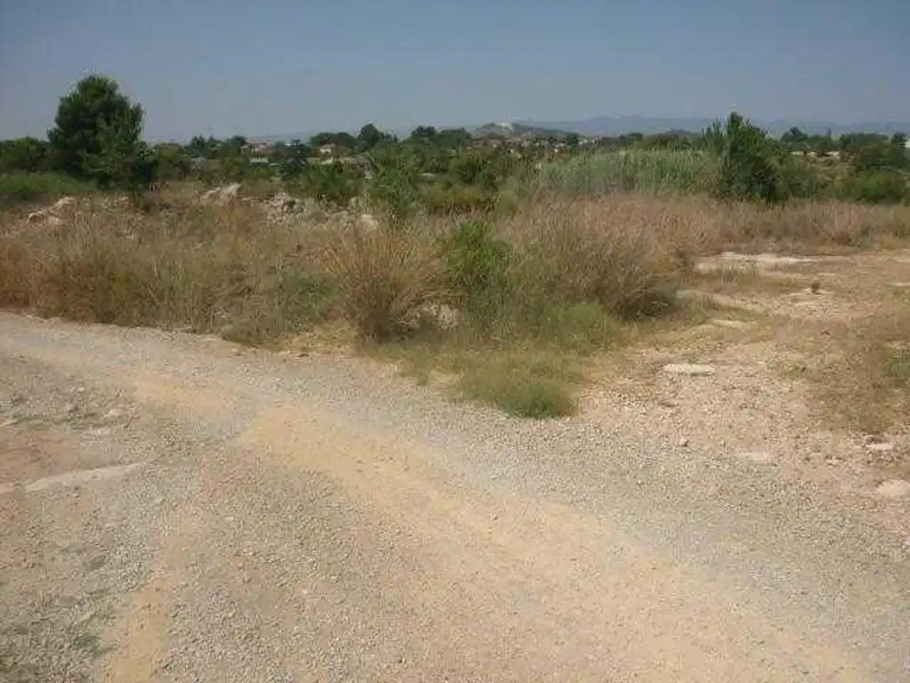Residential land for sale in Carrer de la Truita 13