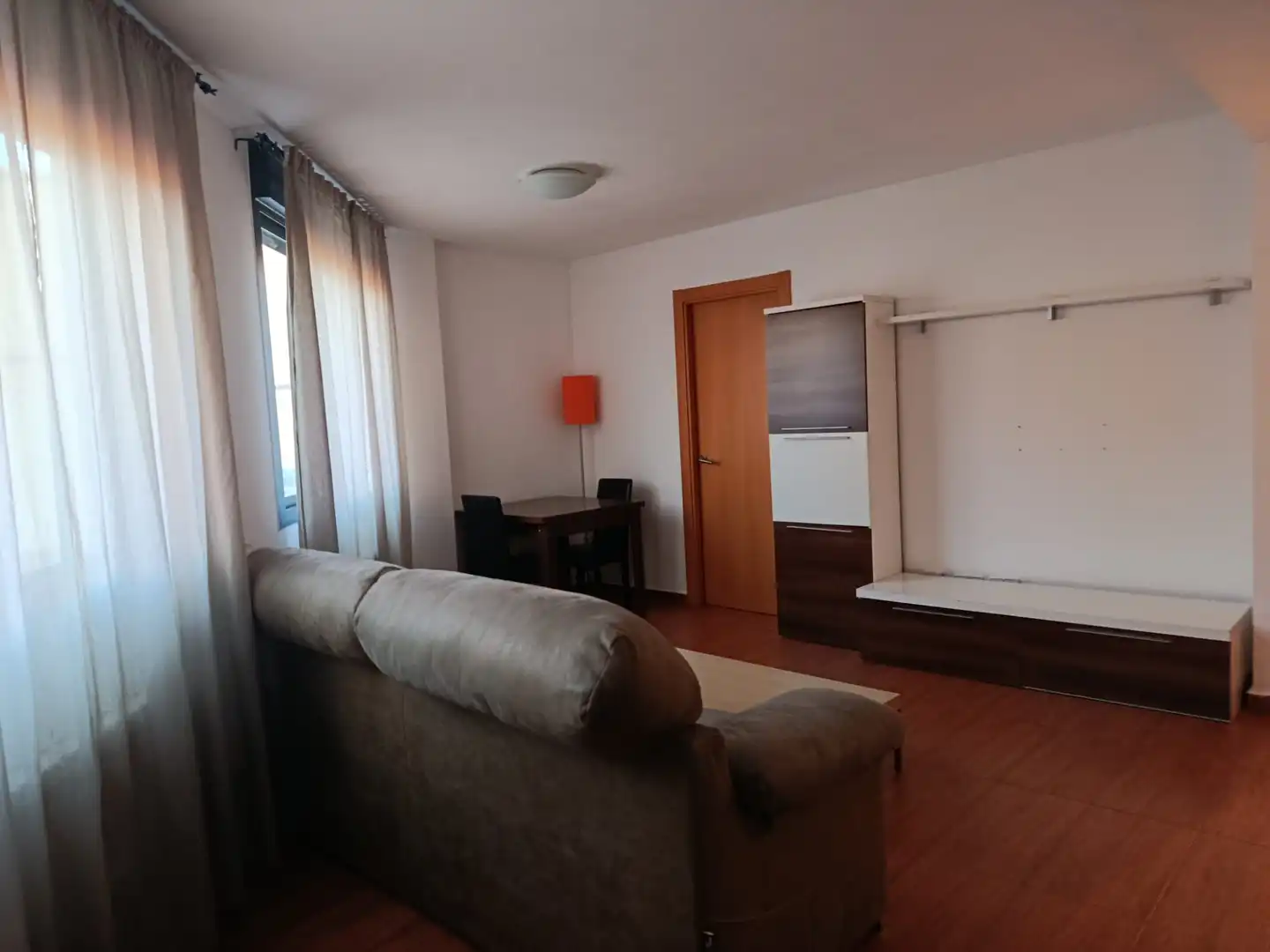 Sala de estar de Piso de alquiler en Zaragoza con Calefacción, Terraza y Amueblado