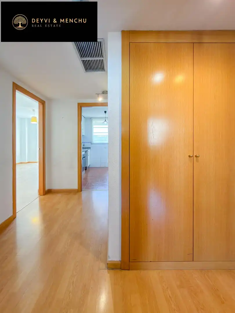 Piso en venta en ALCALDE HENCHE DE PLATA, Sanchinarro