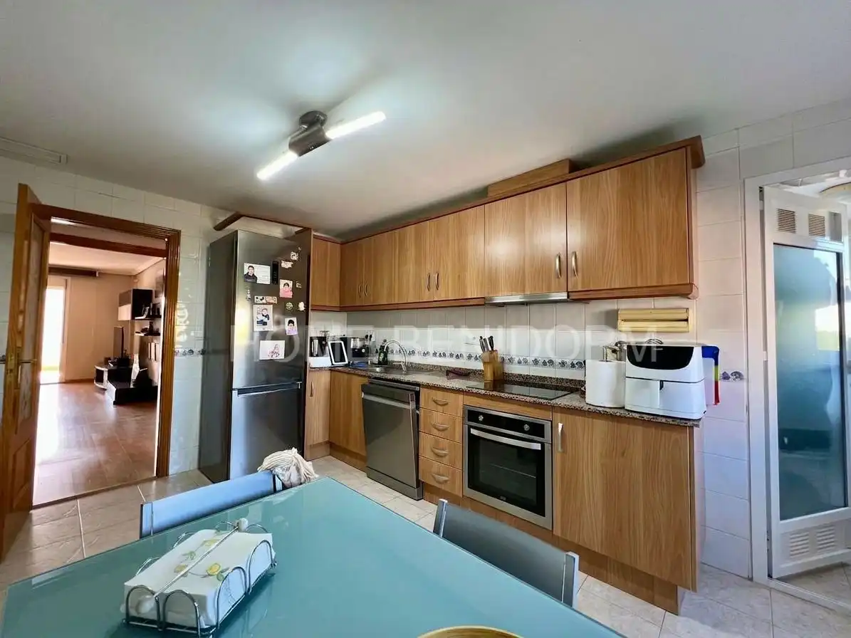 Cocina de Piso en venta en La Nucia con Terraza, Trastero y Piscina comunitaria