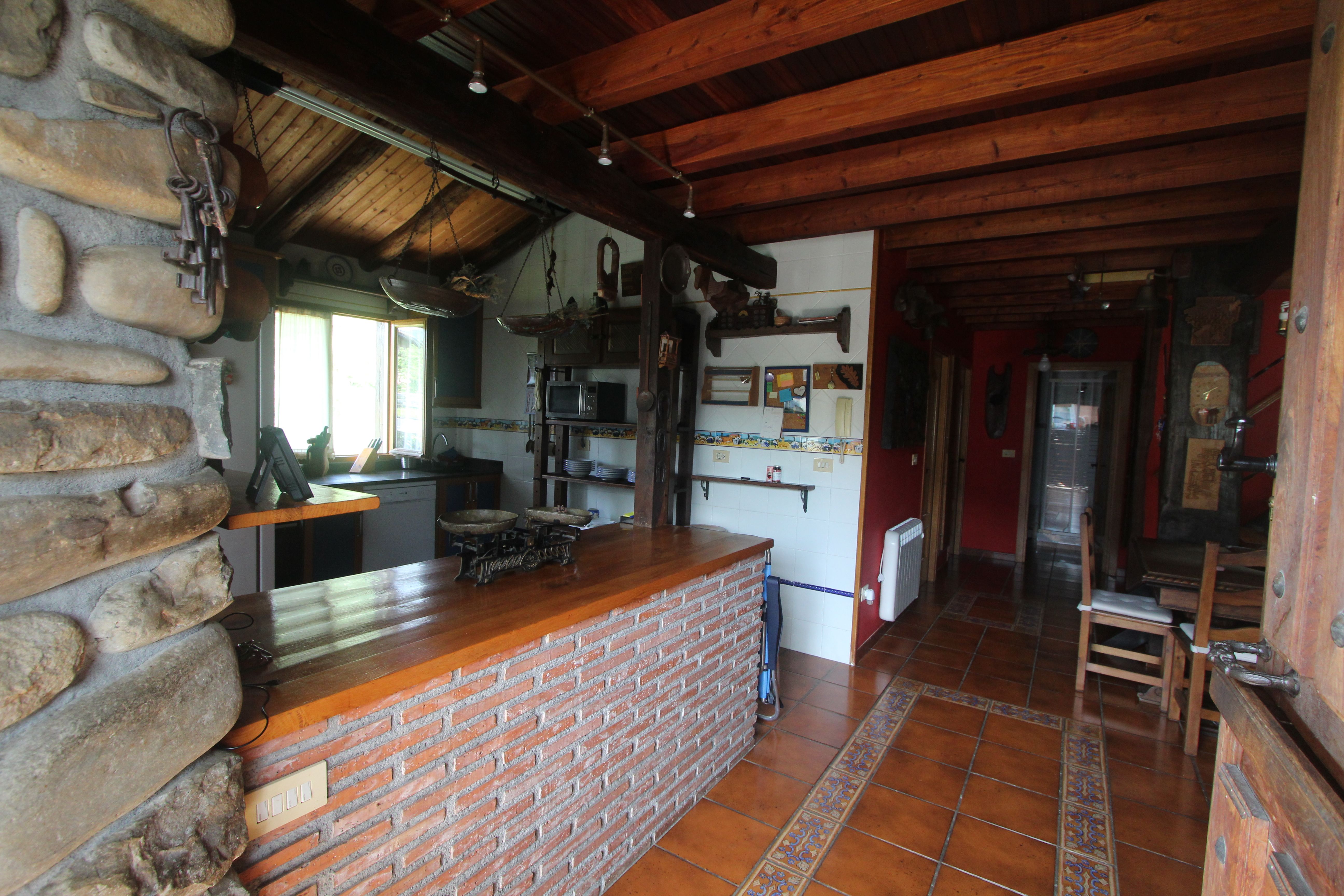 Cuina de Casa adosada en venda en Arrankudiaga amb Calefacció, Jardí privat i Moblat