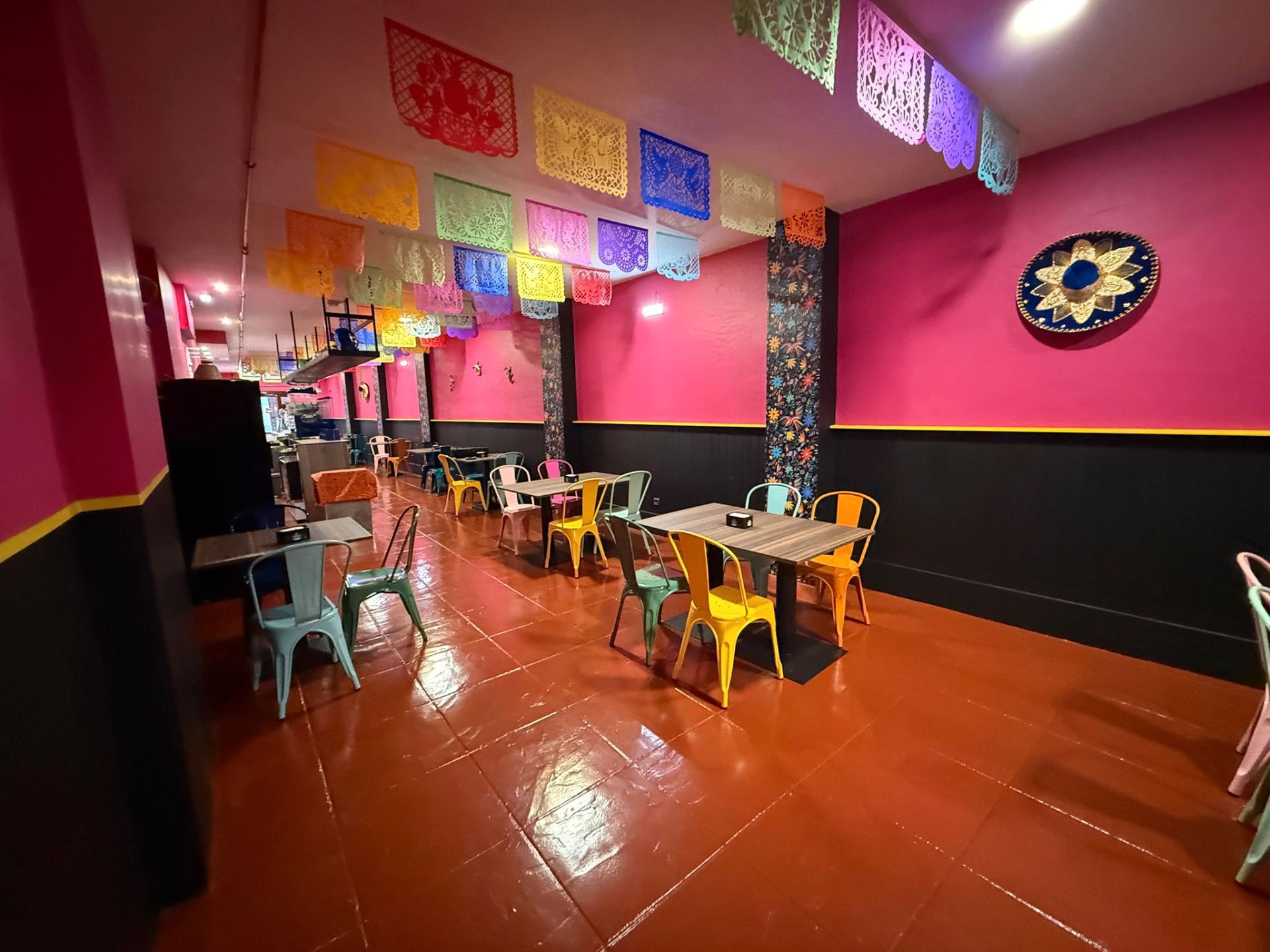 Local en venda en Oviedo  amb Moblat