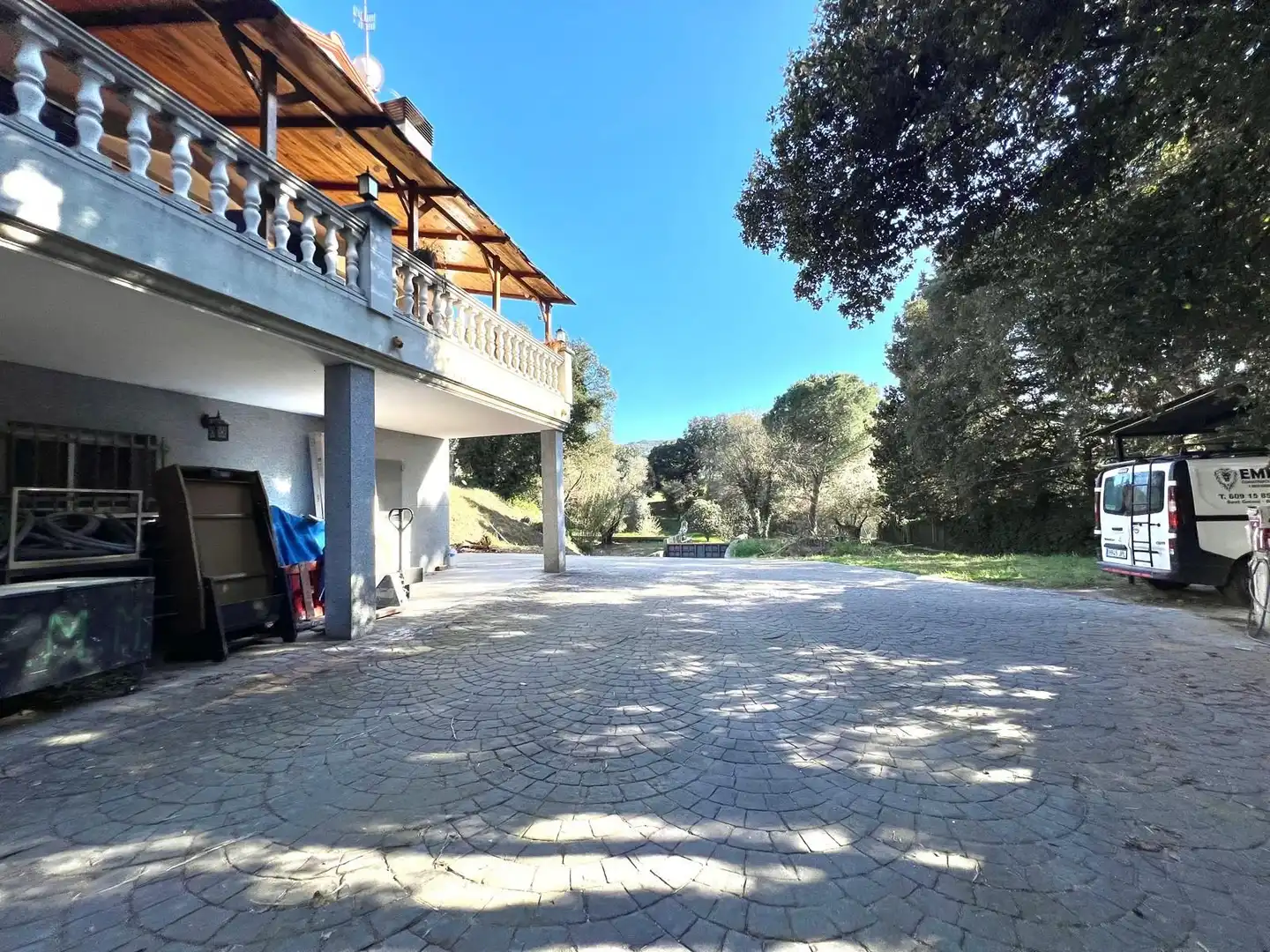 Vista exterior de Casa o xalet en venda en Sant Celoni amb Aire condicionat, Calefacció i Jardí privat