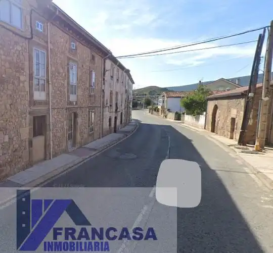 Vista exterior de Piso en venta en Campoo de Enmedio