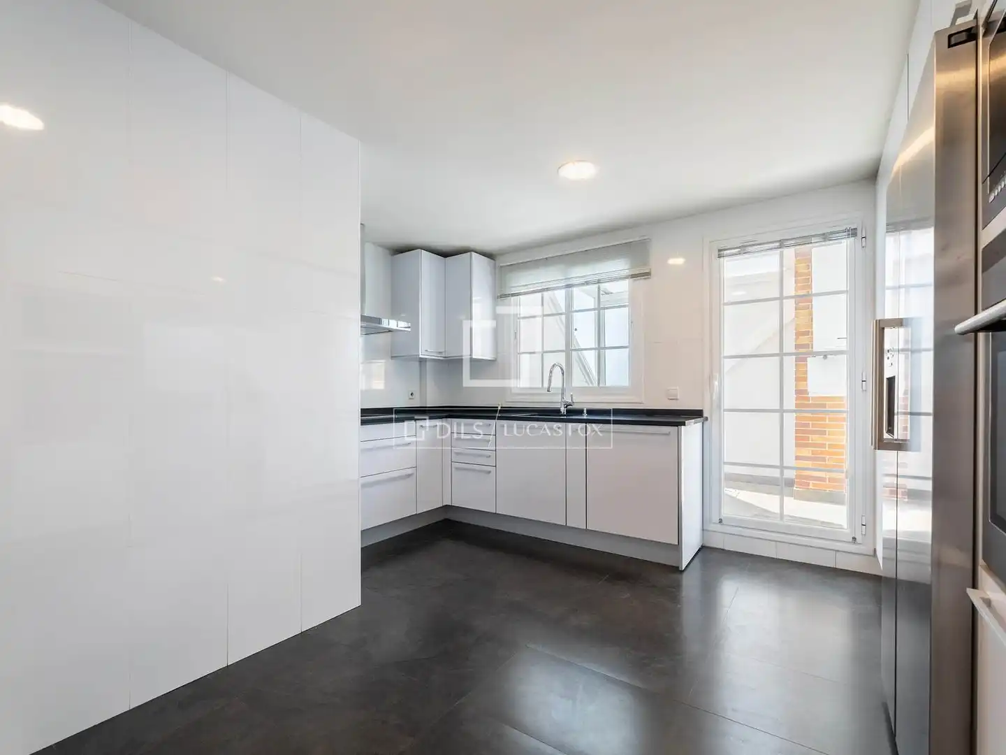Kitchen of Attic for sale in Majadahonda  with Air Conditioner, Heating and Private garden