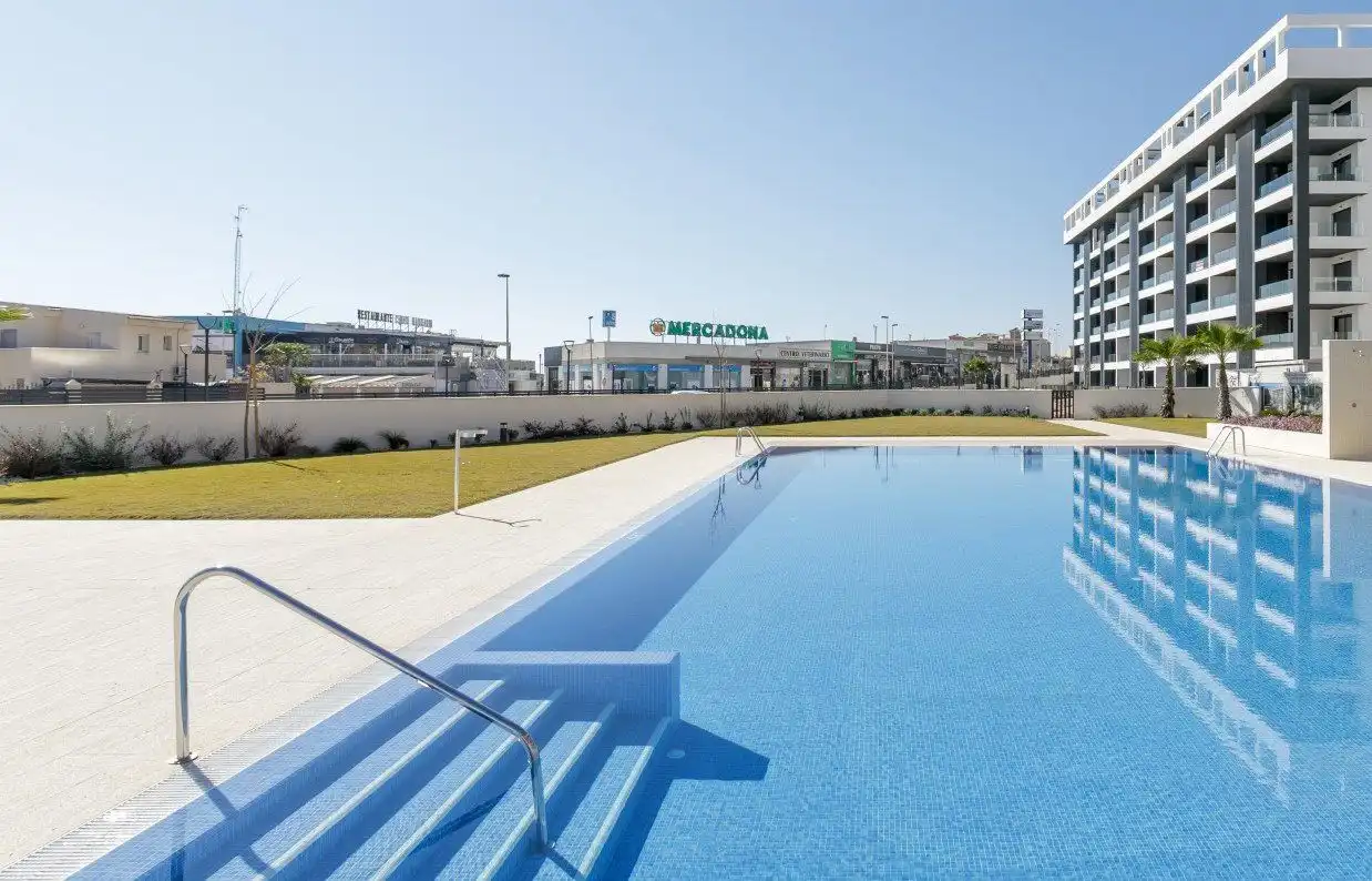 Ático con piscina en venta en La Mata, imagen 3