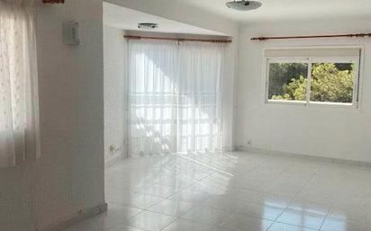 Living room of Flat for sale in Calvià  with Air Conditioner, Heating and Terrace