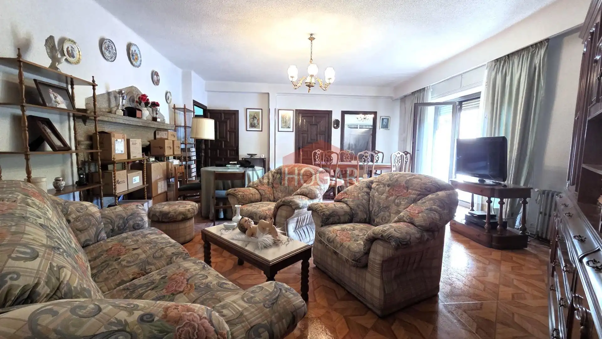 Sala d'estar de Pis en venda en Ávila amb Calefacció, Terrassa i Traster