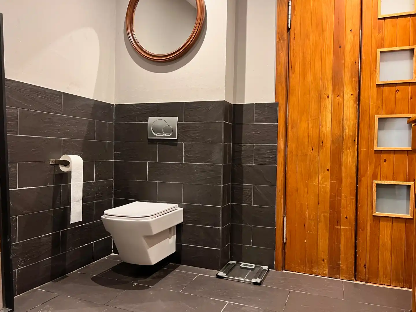 Badezimmer von Erdgeschoss zum Verkauf in Vilassar de Dalt mit Klimaanlage, Terrasse und Ofen