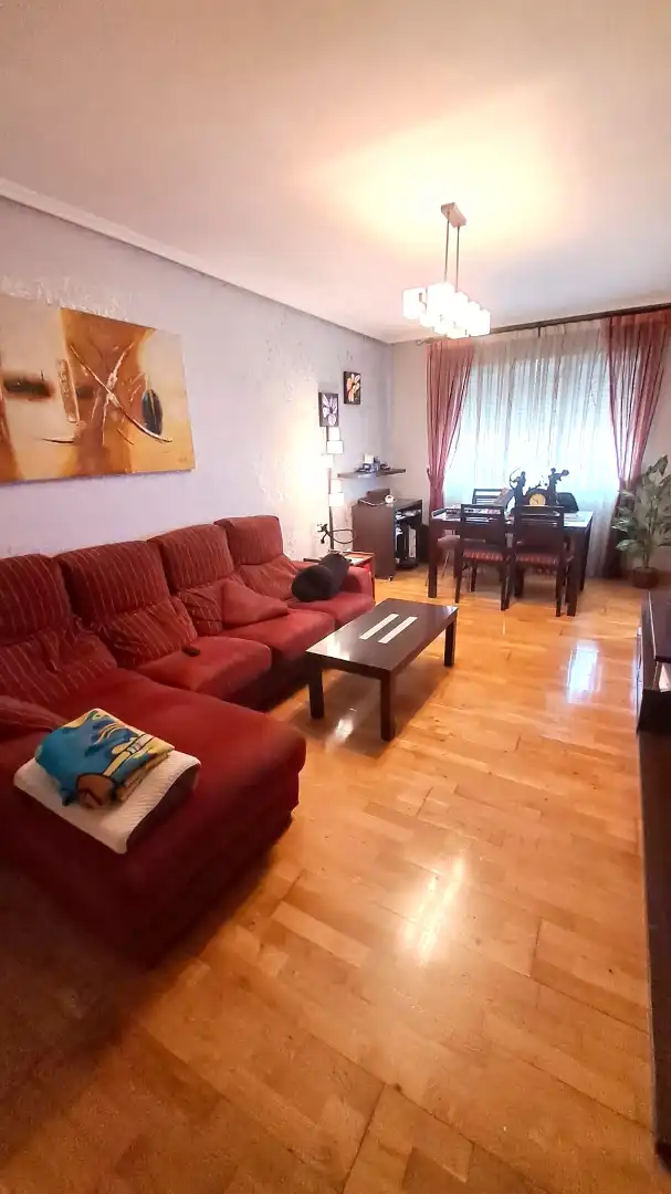 Wohnzimmer von Wohnung zum Verkauf in Cuéllar mit Heizung, Parkett und Abstellraum