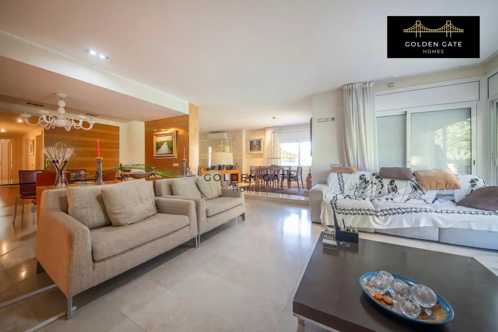 Sala de estar de Casa o chalet en venta en Alella con Aire acondicionado, Calefacción y Jardín privado