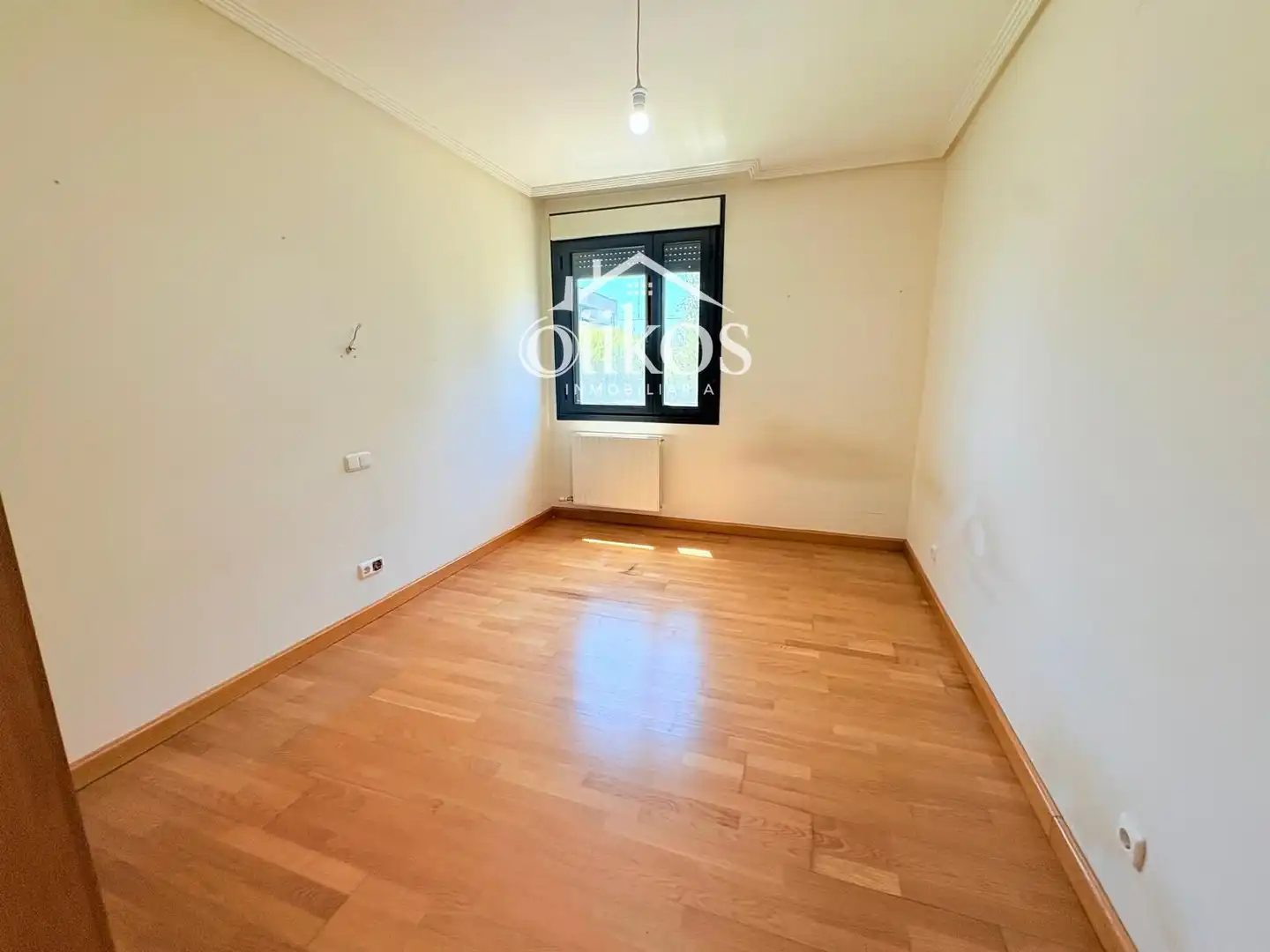 Habitación de Piso en venta en Villamayor con Calefacción, Trastero y Balcón