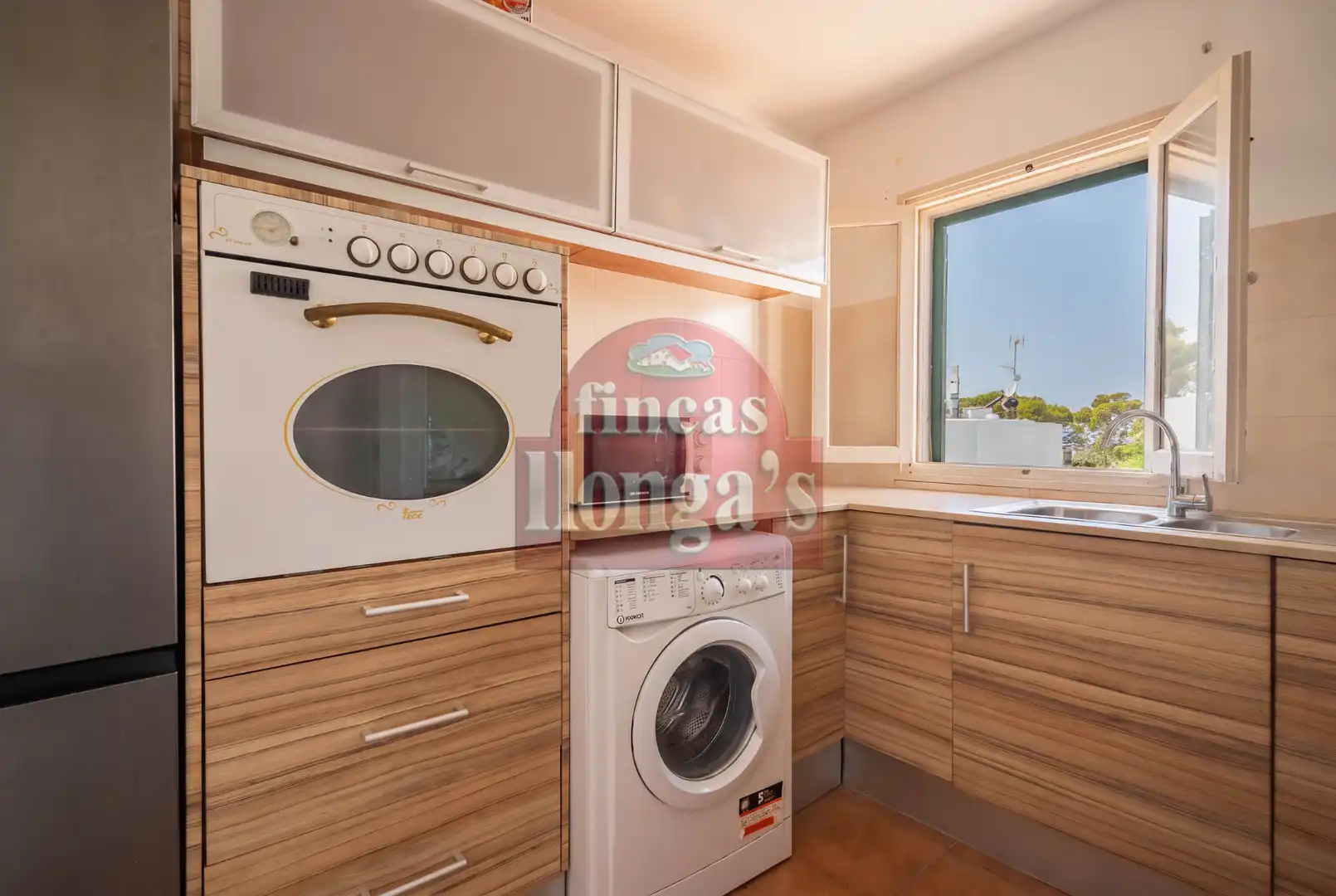 Apartment for sale in Cala Blanca, imagen 2