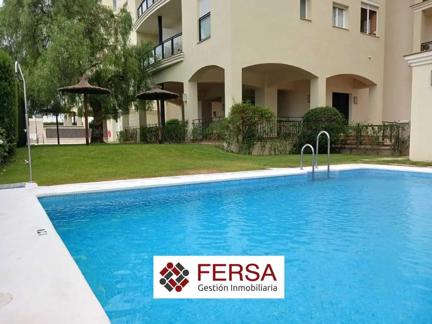 Swimming pool of Flat for rent in El Puerto de Santa María  with Air Conditioner, Heating and Private garden