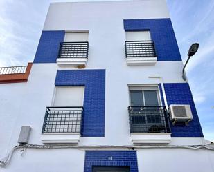 Exterior view of Duplex for sale in Los Palacios y Villafranca  with Balcony