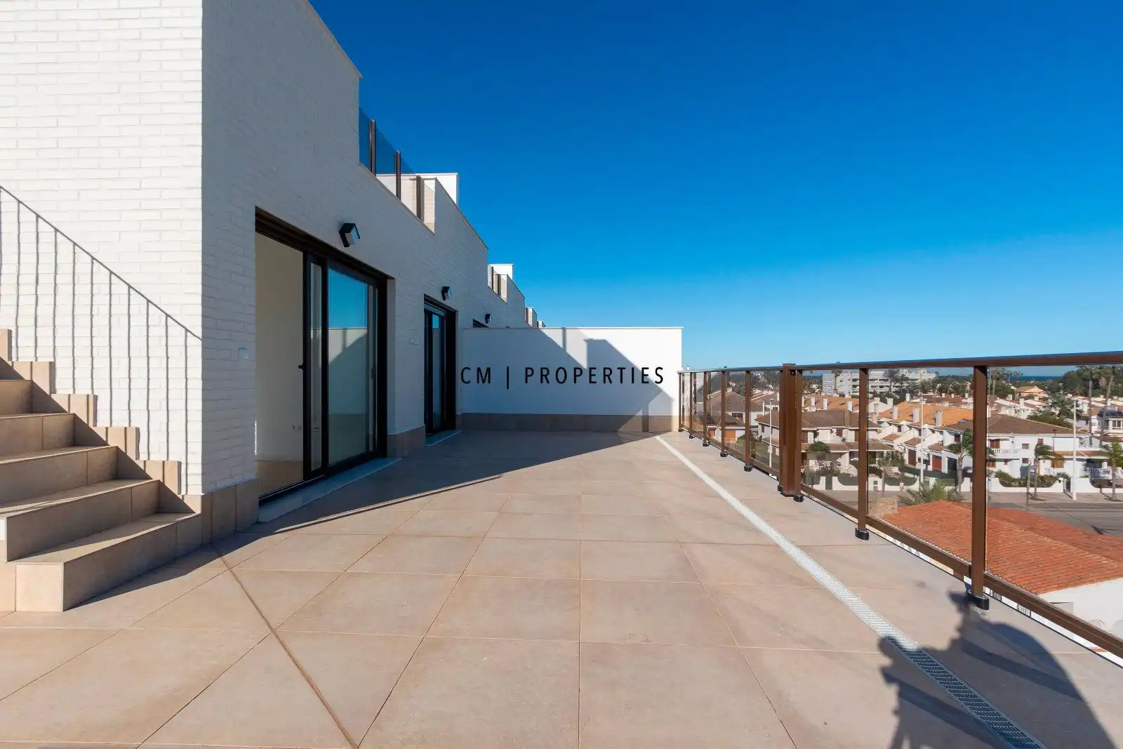 Terrace of Attic for rent in Sagunto / Sagunt  with Air Conditioner, Heating and Parquet flooring