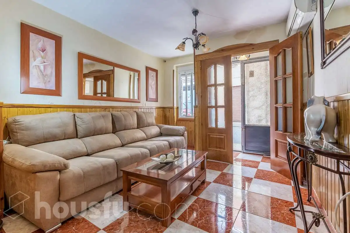Sala de estar de Casa o chalet en venta en Valdepeñas de Jaén con Aire acondicionado y Amueblado