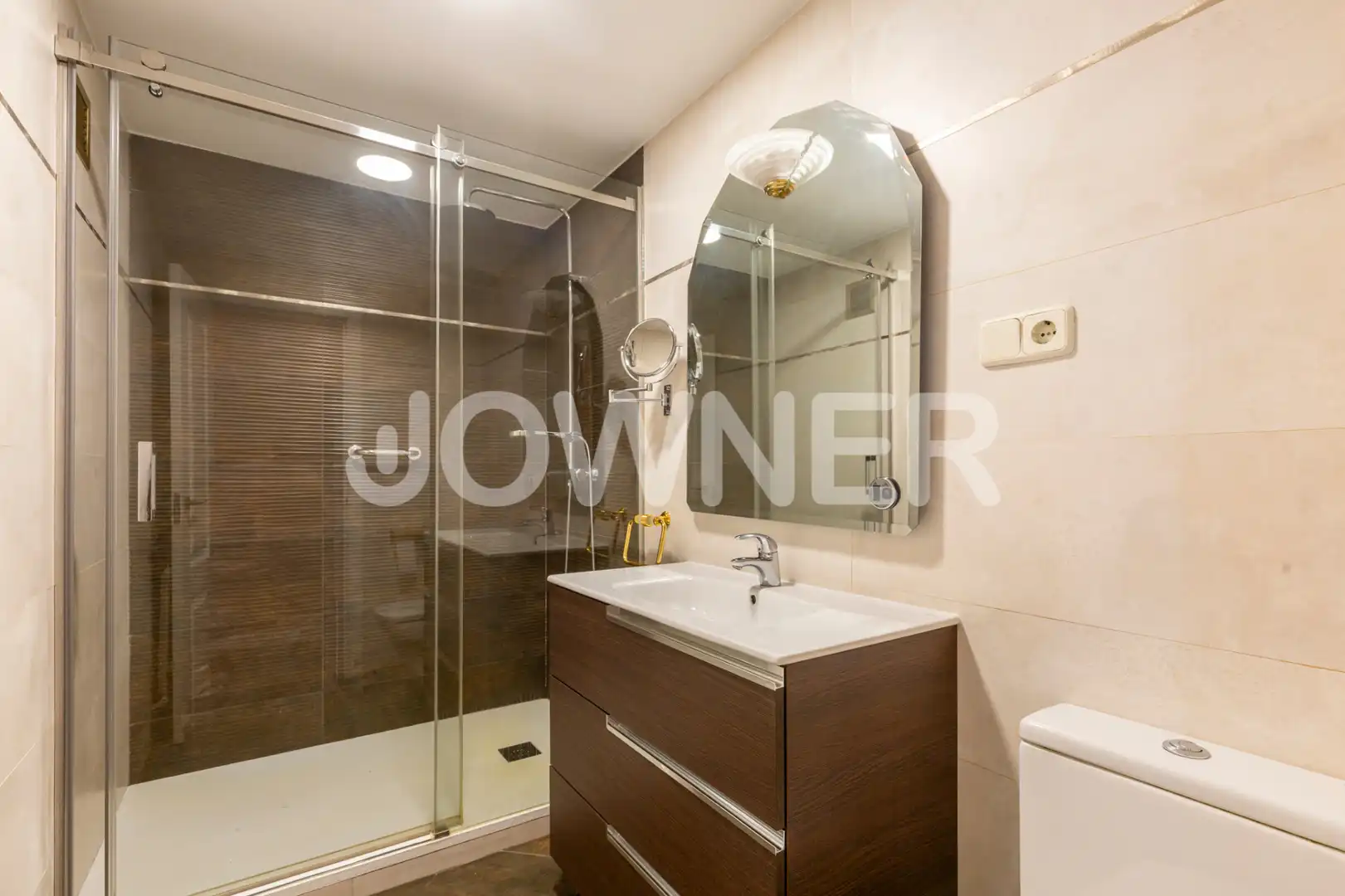 Baño de Piso de alquiler en Madrid con Aire acondicionado, Calefacción y Terraza