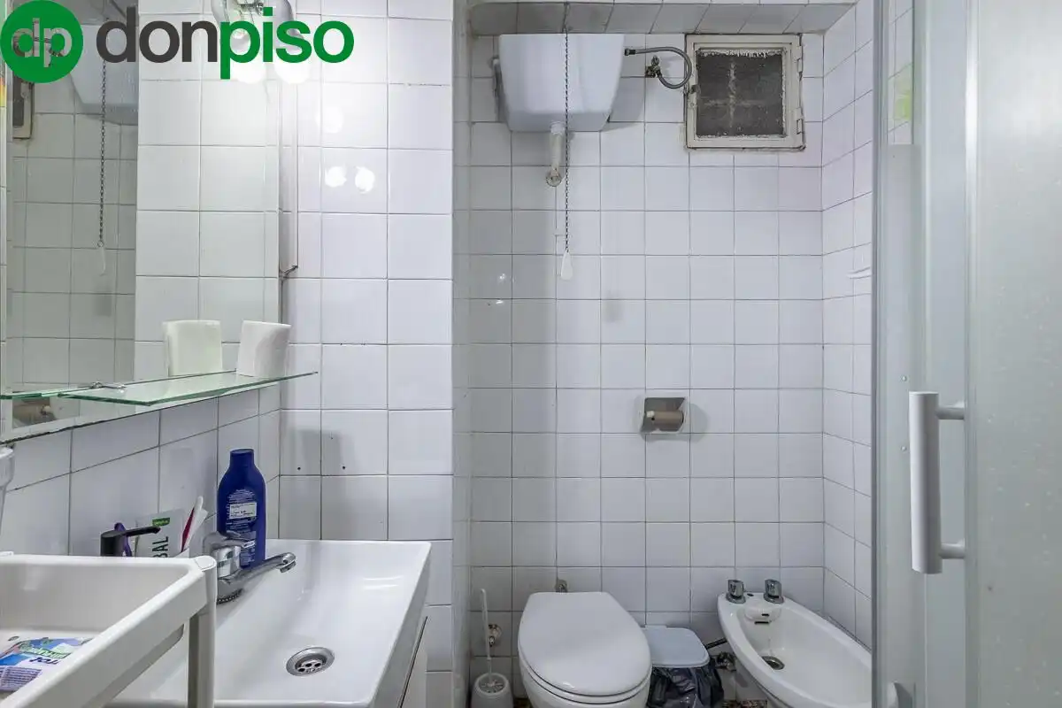 Baño de Piso en venta en Granada