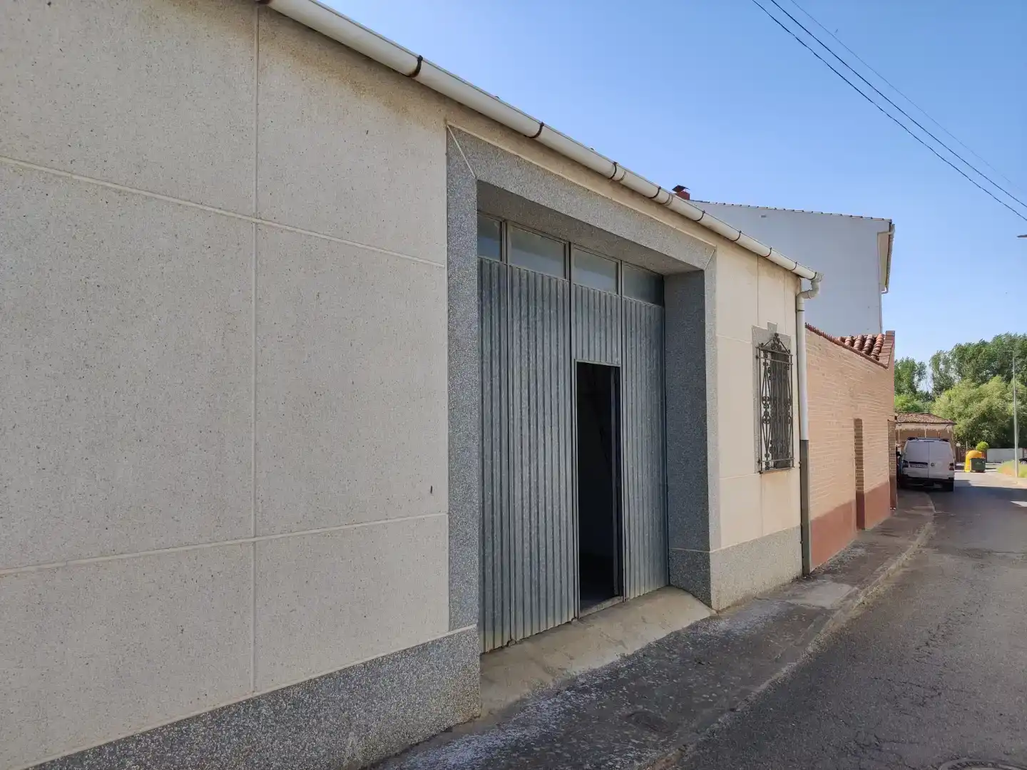 Exterior view of Apartments for sale in Sahagún  with Furnished