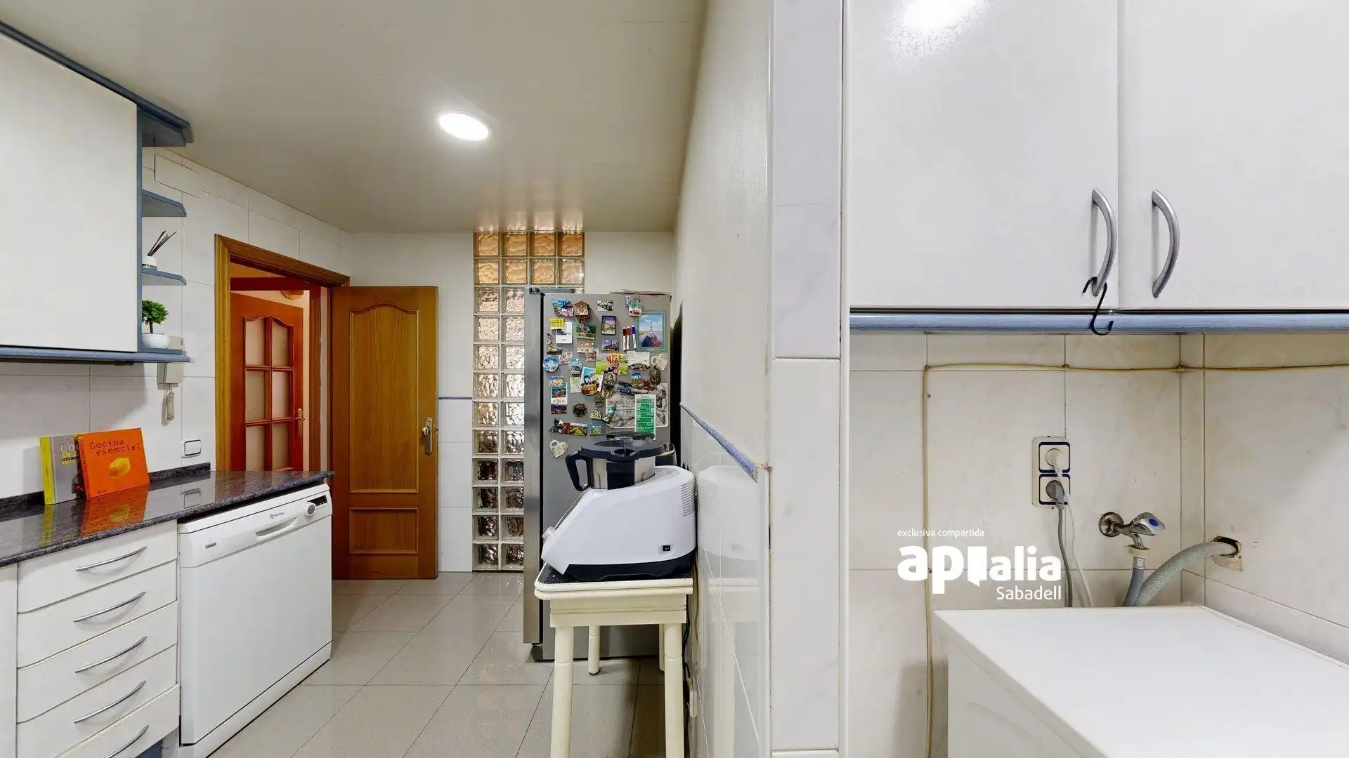 Wohnung zum Verkauf in Barberà del Vallès mit Klimaanlage, Heizung und Balkon
