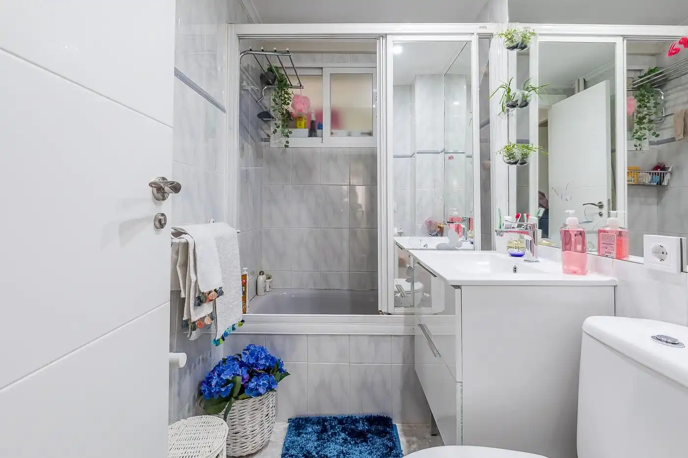 Baño de Piso en venta en Madrid con Aire acondicionado y Calefacción