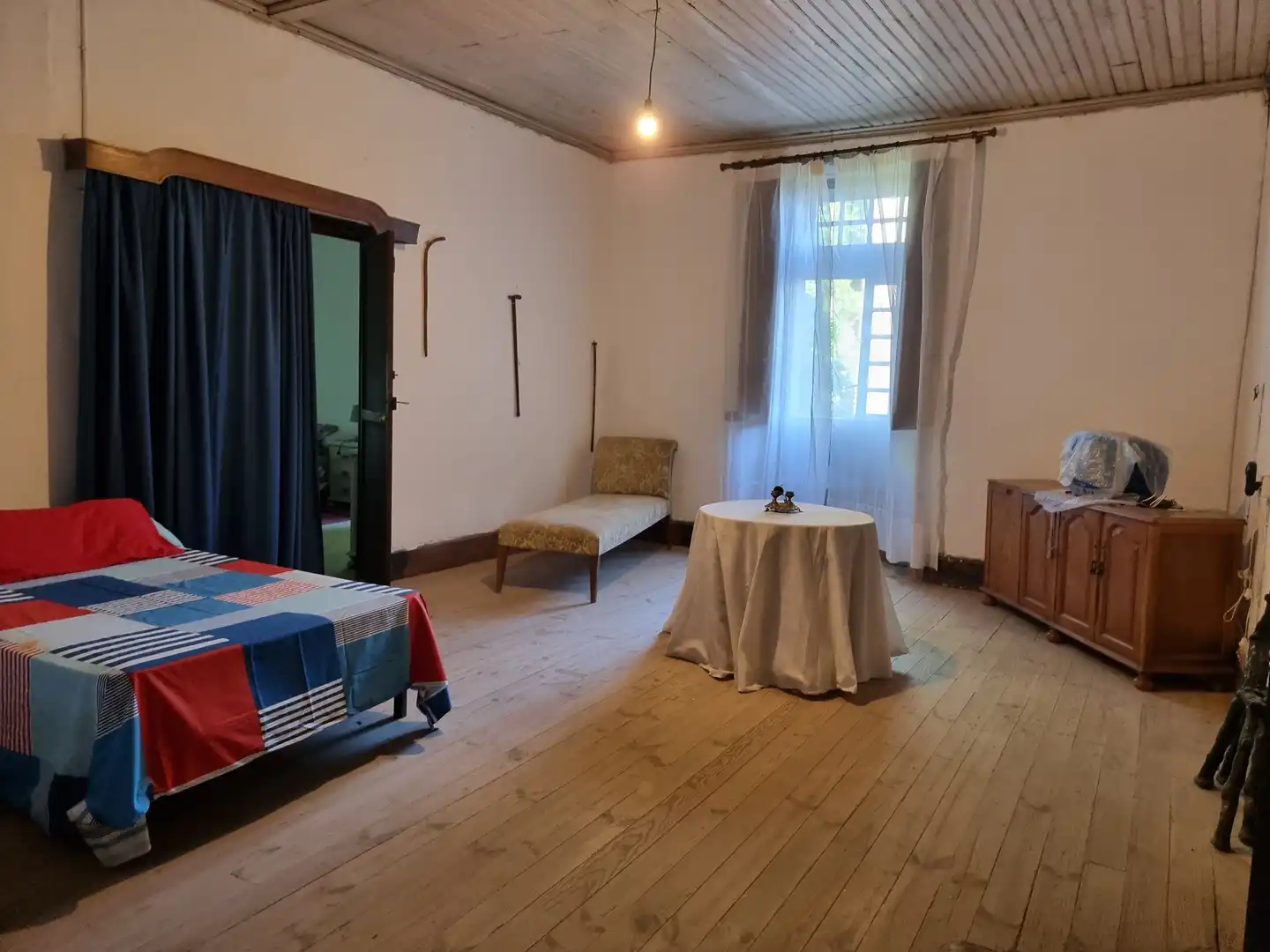 Schlafzimmer von Country house zum Verkauf in A Estrada  mit Privatgarten, Parkett und Terrasse