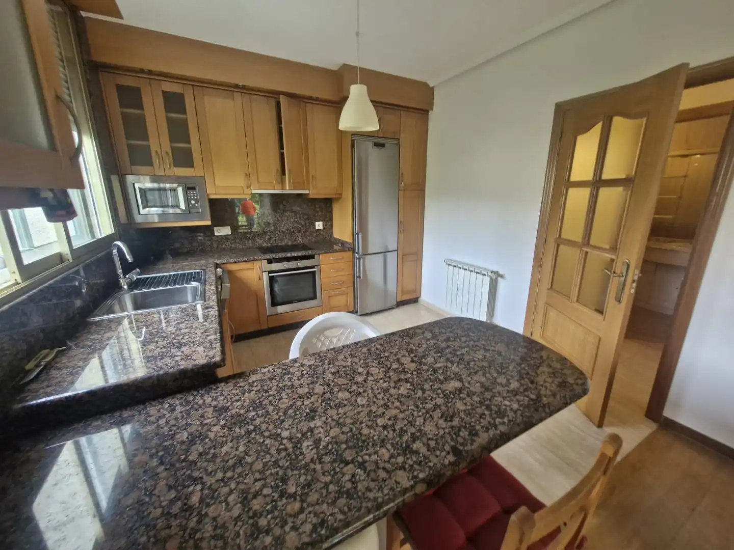 Küche von Wohnung zur Miete in Ourense Capital  mit Heizung, Parkett und Möbliert