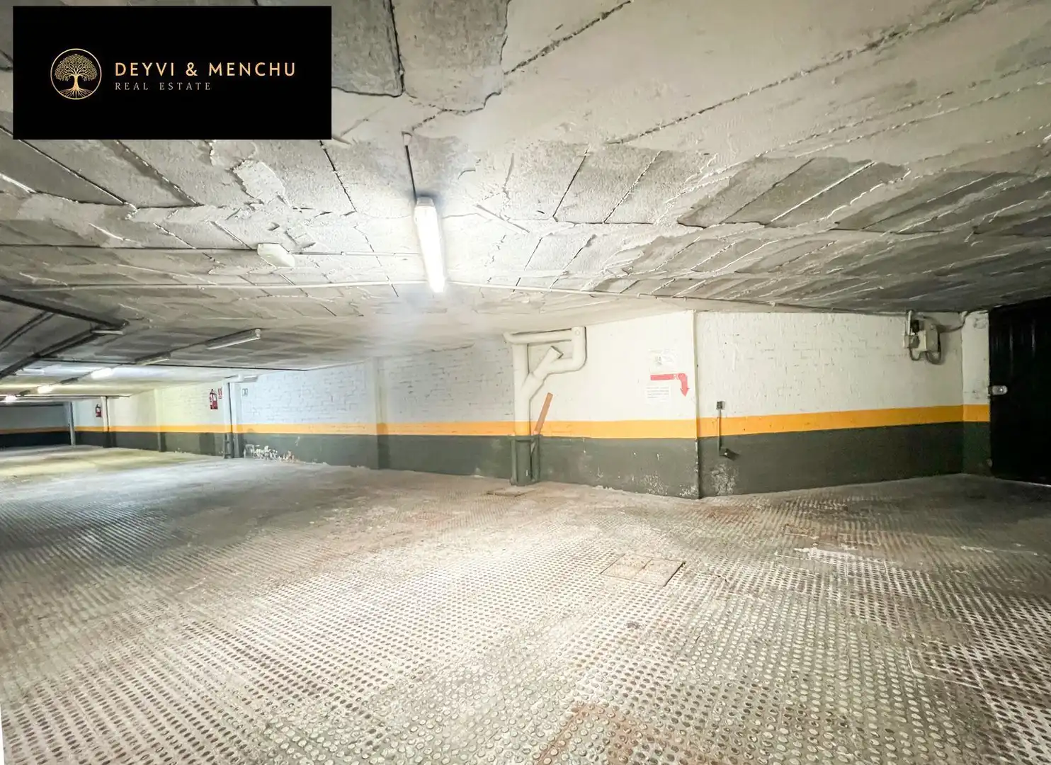 Parking of Garage for sale in Madrid
