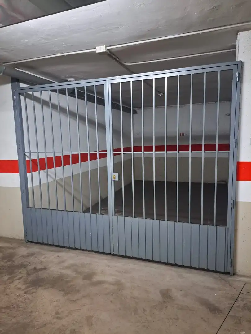 Aparcament en venda a N-420