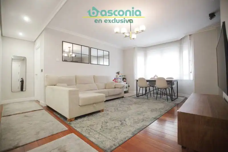 Appartamento con terrazza in vendita a Solokoetxe Kalea