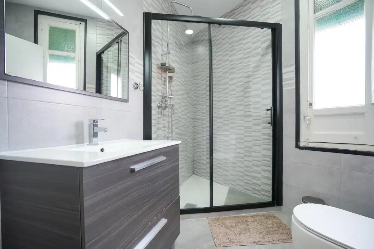 Baño de Piso en venta en Madrid con Aire acondicionado y Calefacción