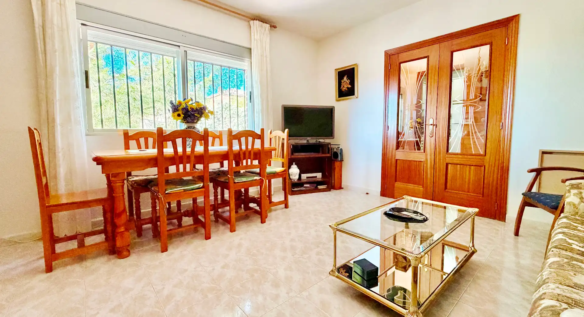 Sala de estar de Casa o chalet en venta en Santa Cruz del Retamar con Aire acondicionado, Calefacción y Jardín privado