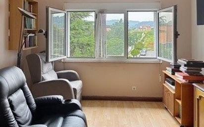 Sala d'estar de Pis en venda en Corvera de Asturias amb Calefacció