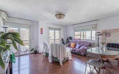 Sala d'estar de Pis en venda en  Granada Capital