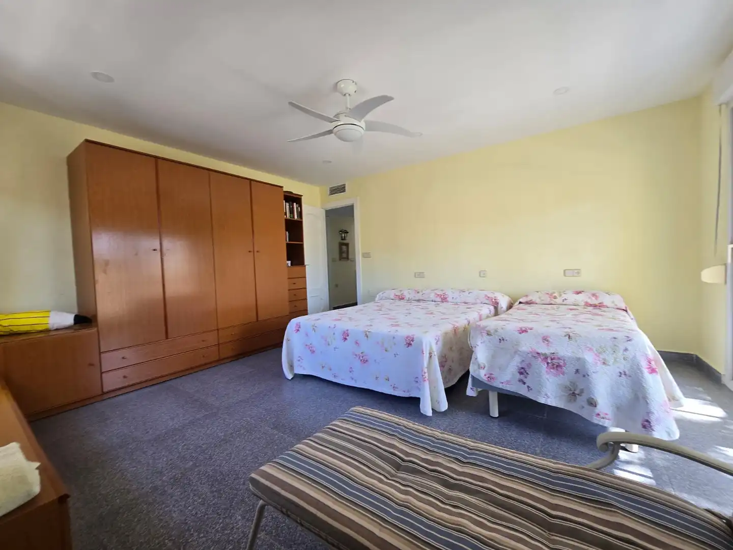 Dormitori de Casa o xalet en venda en Orihuela amb Aire condicionat, Calefacció i Jardí privat