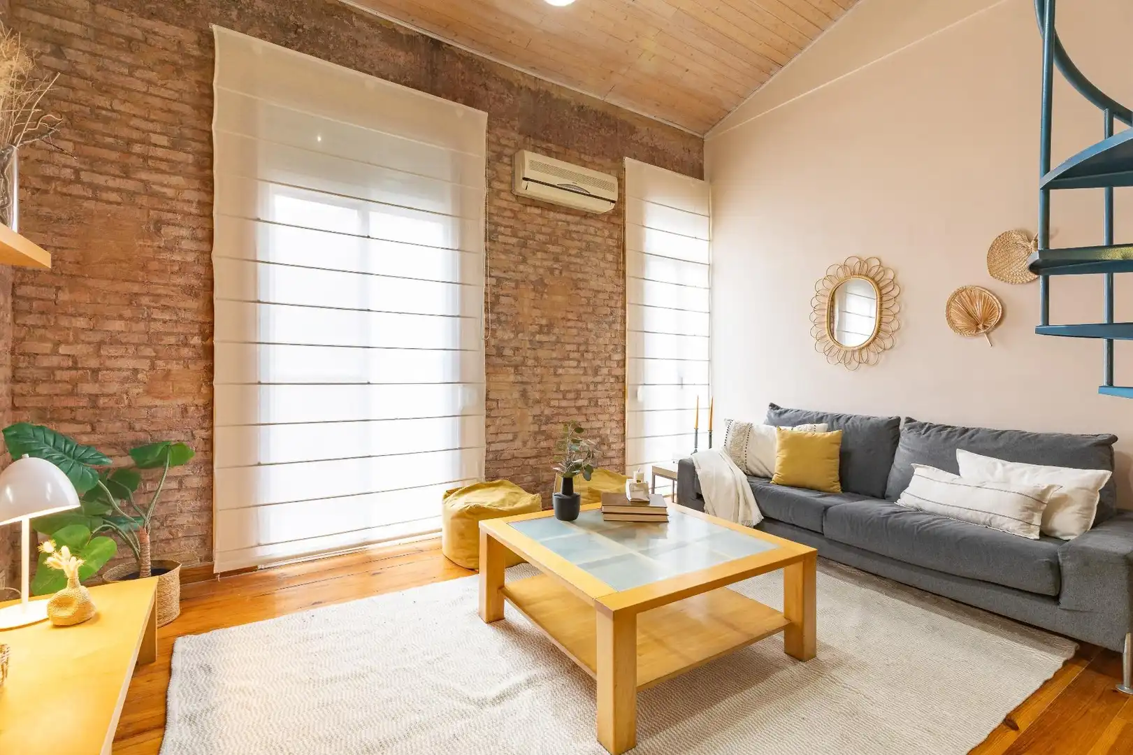 Wohnzimmer von Maisonette zum Verkauf in Valencia mit Klimaanlage und Balkon