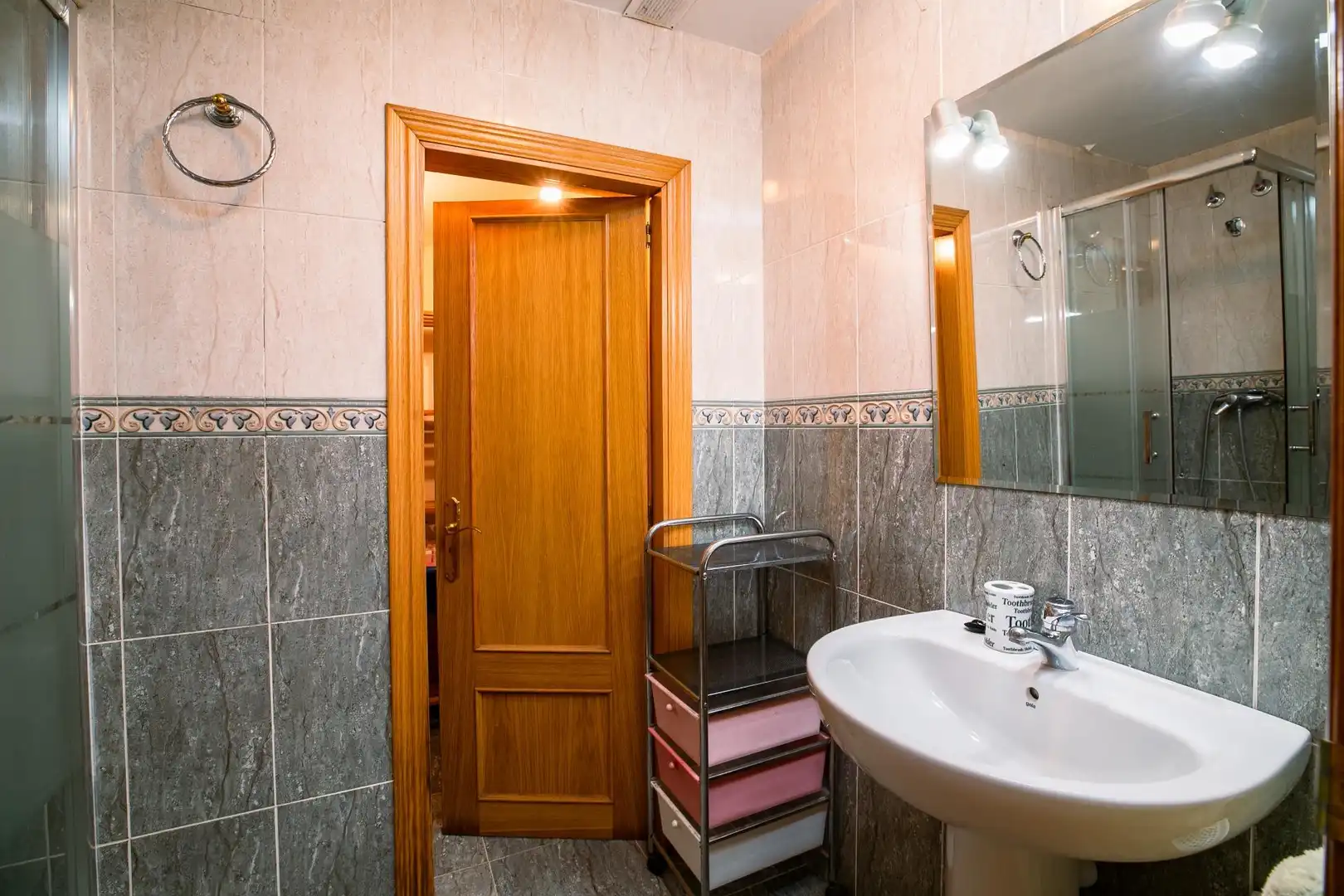 Bathroom of Flat for sale in Biescas  with Heating, Private garden and Terrace