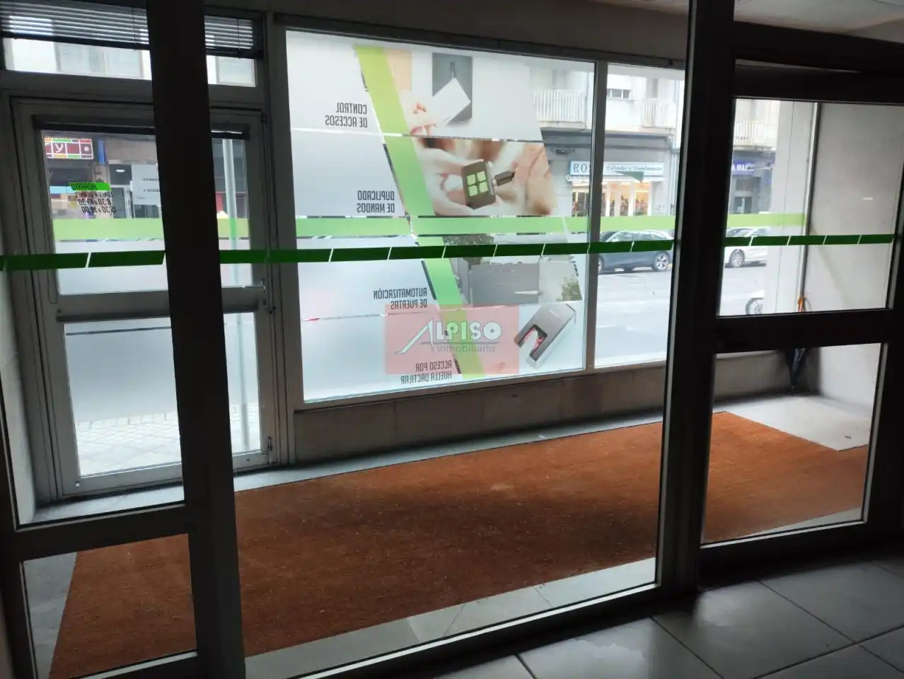 Commercial properties for rent in Ourense Capital 