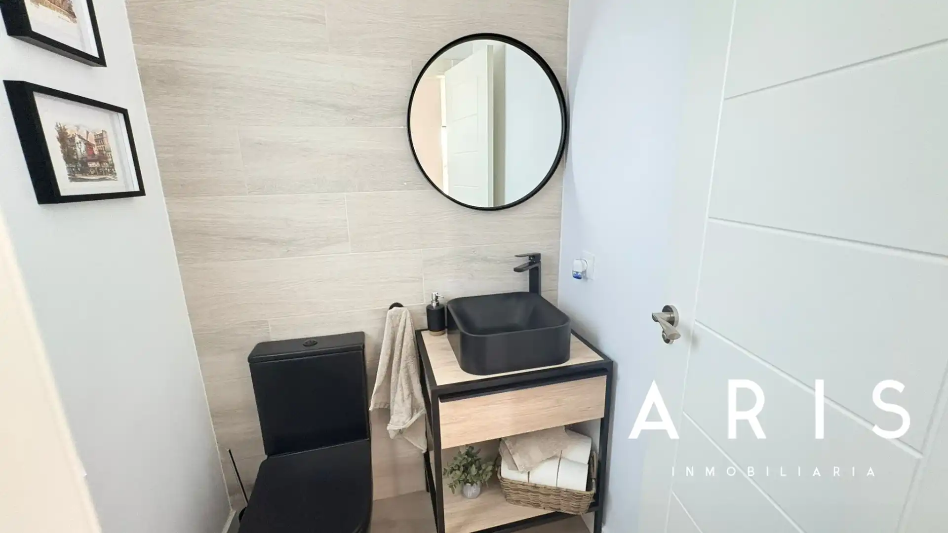 Baño de Casa adosada en venta en Alhaurín de la Torre con Aire acondicionado, Jardín privado y Parquet