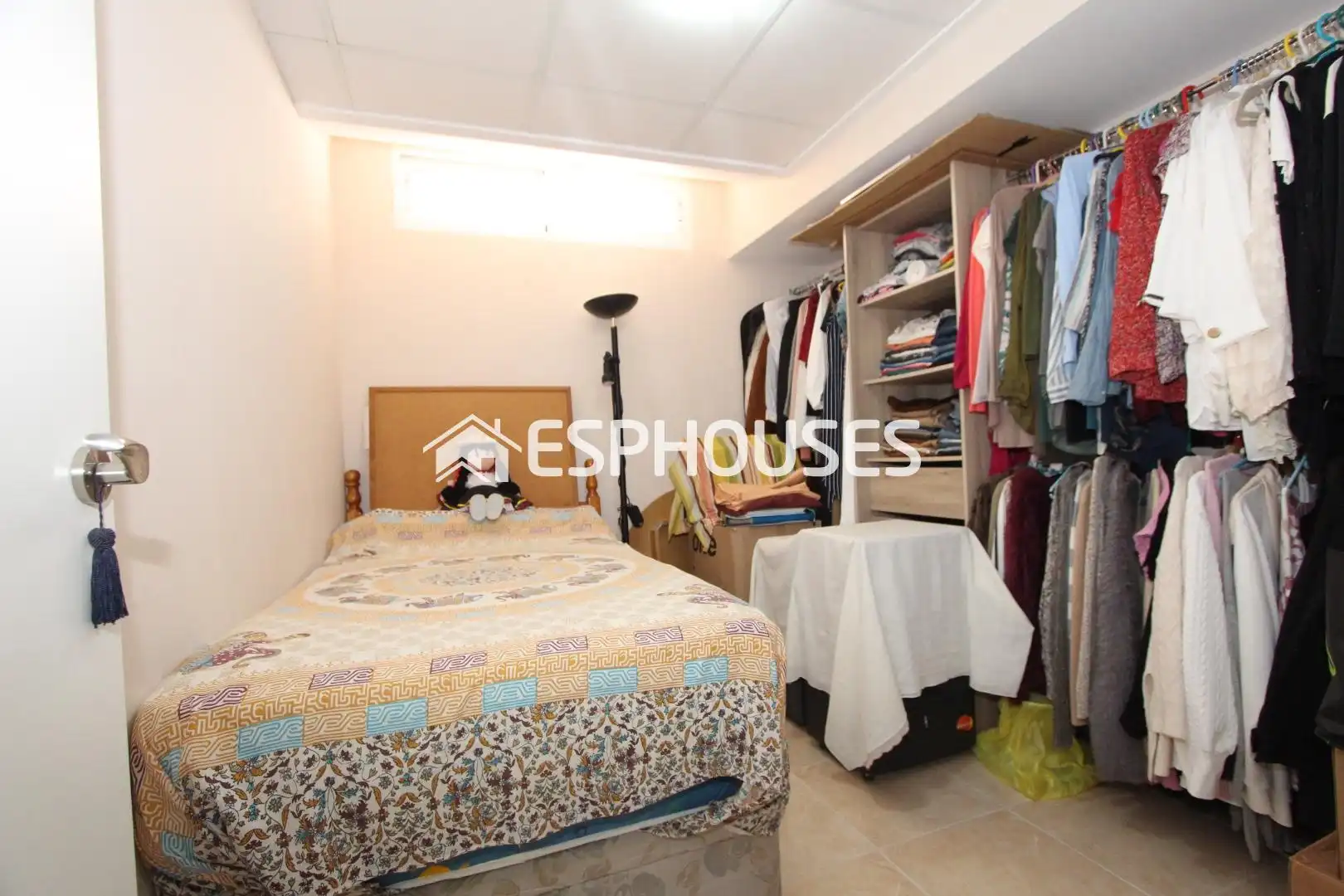 Flat for sale in Guardamar del Segura  with Air Conditioner, Terrace and Storage room