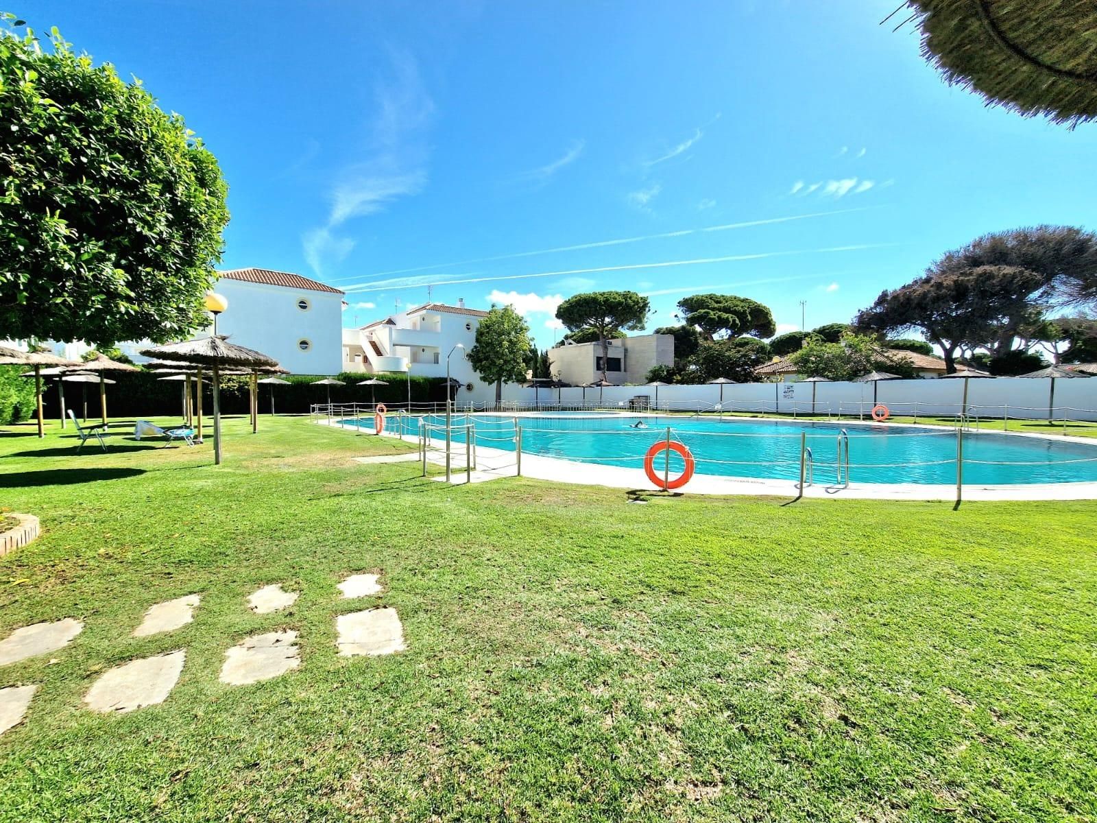 Swimming pool of Flat for sale in Rota  with Air Conditioner, Private garden and Terrace