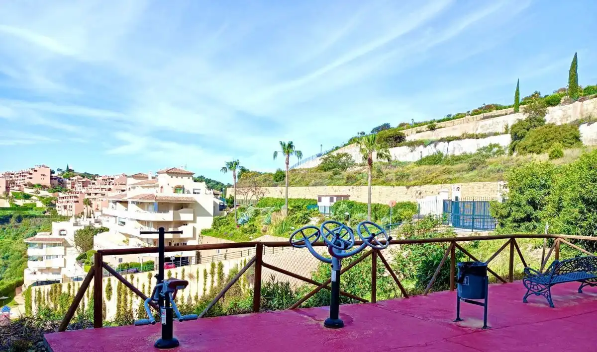 Apartament amb piscina en venda a Calahonda, imagen 43