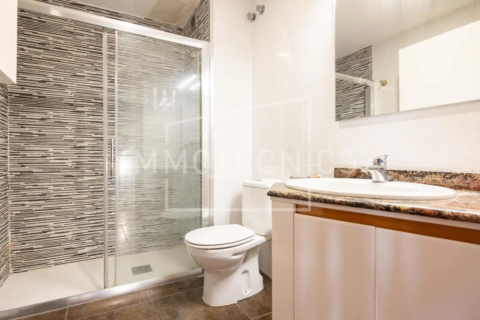 Bathroom of Detached homes for sale in Caldes d'Estrac  with Air Conditioner, Heating and Terrace