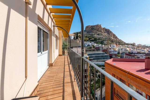 Ático en Venta en Barrio del Centro