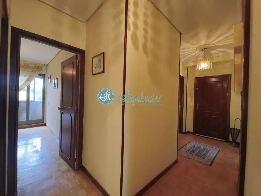 Wohnung zum Verkauf in Segovia mit Heizung, Parkett und Terrasse