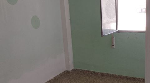 Foto 5 de Piso en venta en Carrer de Pere Cabanes, 84, Torrefiel, Valencia Capital
