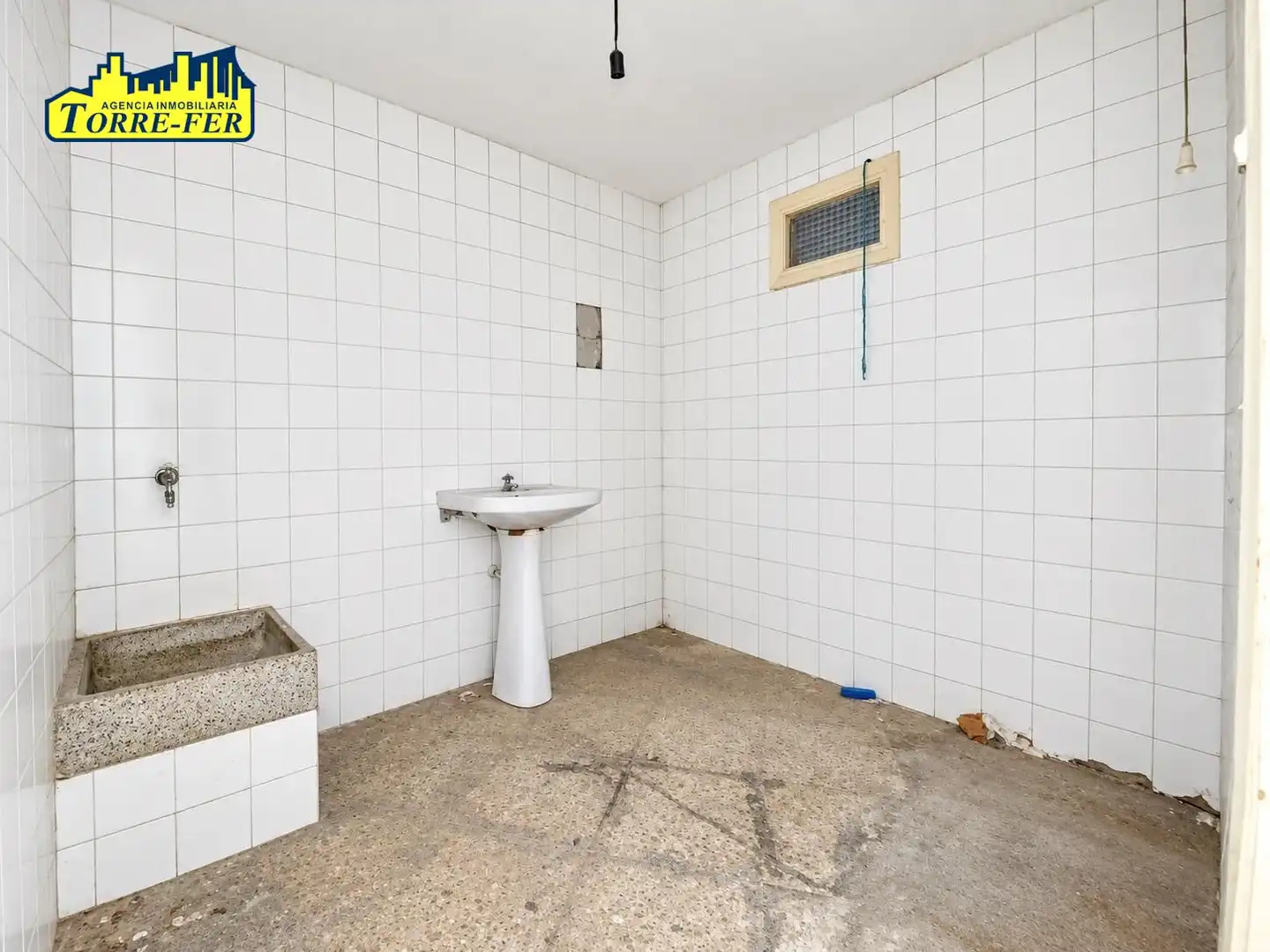 Business premises for sale in Calle General Luque 7, imagen 9